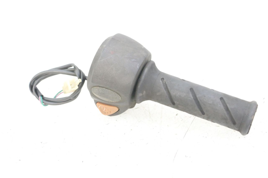 photo de COMMUTATORE DESTRO PEUGEOT ELYSTAR 125 (2002 - 2007)