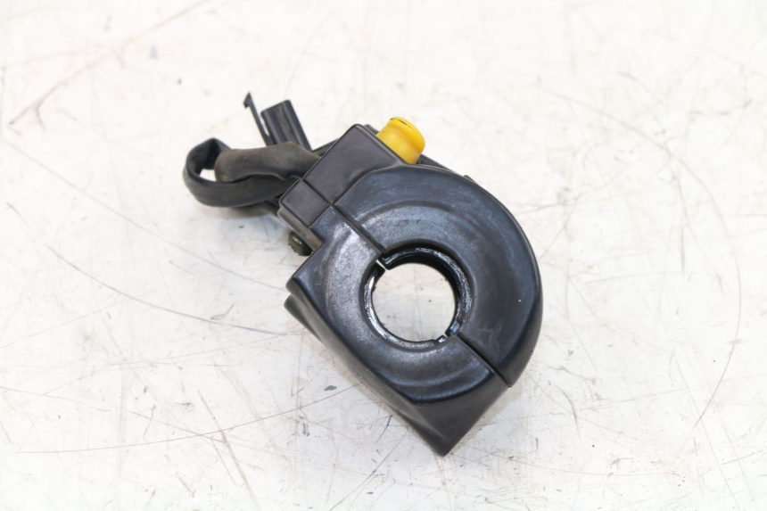 photo de MANUBRIO DESTRO PEUGEOT KISBEE 4T 50 (2010 - 2017)