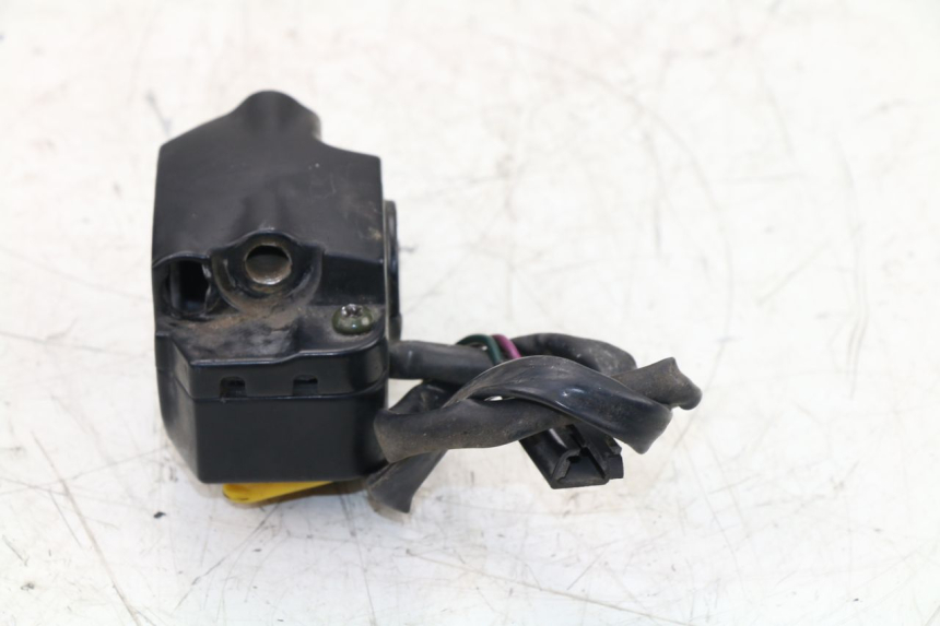 photo de MANUBRIO DESTRO PEUGEOT KISBEE 4T 50 (2010 - 2017)