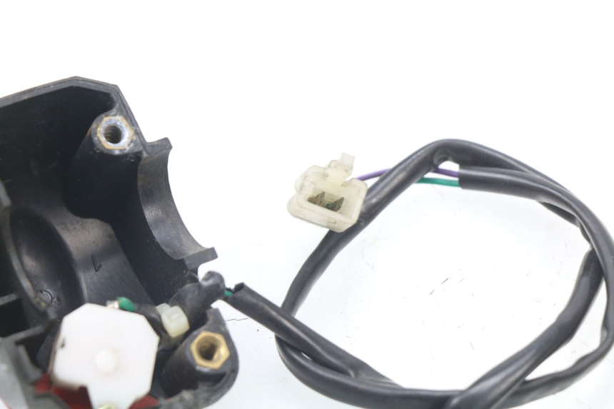 photo de MANUBRIO DESTRO PEUGEOT LUDIX 50 (2008 - 2017)