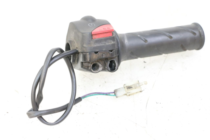 photo de MANUBRIO DESTRO PEUGEOT LUDIX 50 (2008 - 2017)
