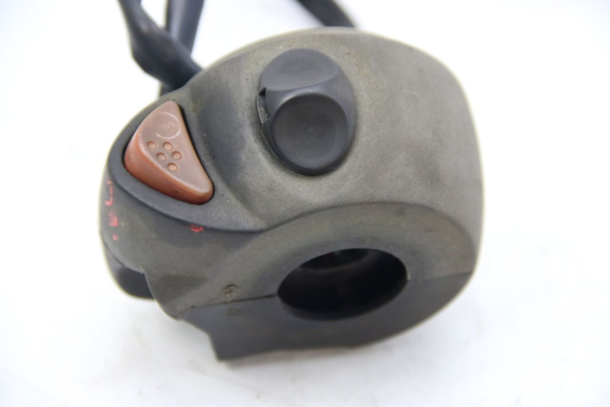 photo de MANUBRIO DESTRO PEUGEOT SATELIS COMPRESSOR K15 125 (2006 - 2009)
