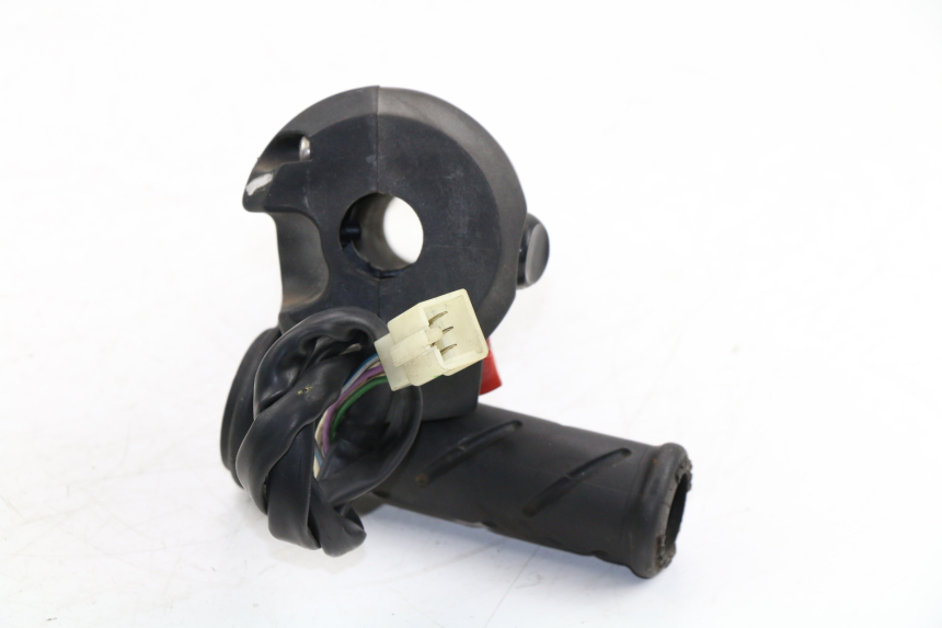 photo de MANUBRIO DESTRO PEUGEOT SATELIS COMPRESSOR K15 125 (2006 - 2009)