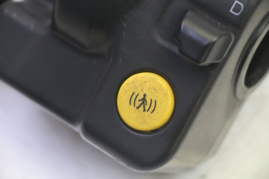 photo de COMMUTATORE DESTRO LIGIER PULSE 3 1 (2014 - 2020) - Zoom sullo stato d'uso