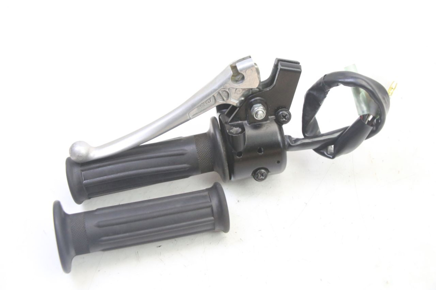 photo de MANUBRIO DESTRO YAMAHA PW 50 (1984 - 2020)