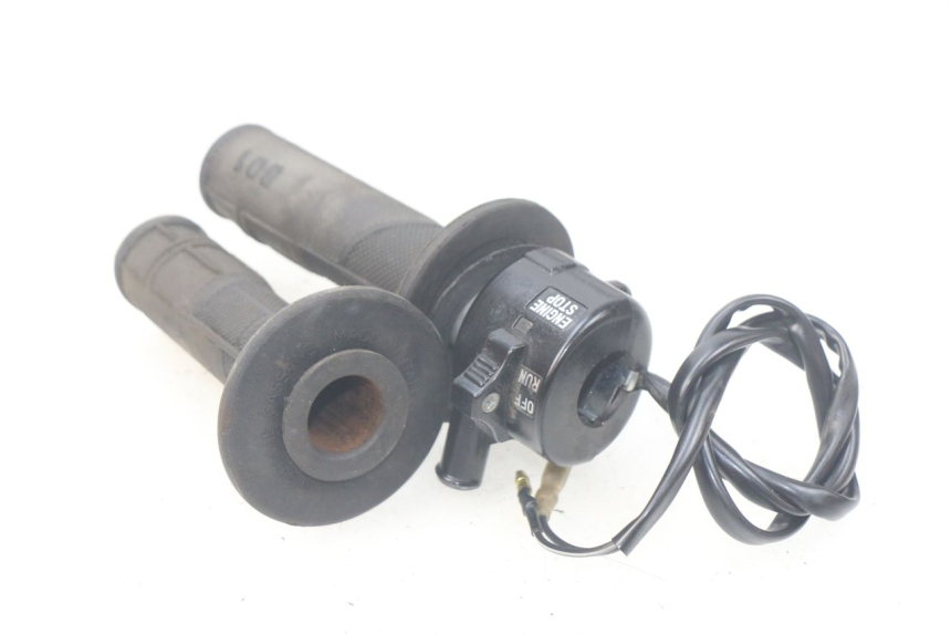 photo de MANUBRIO DESTRO YAMAHA PW 80 (1983 - 2014)