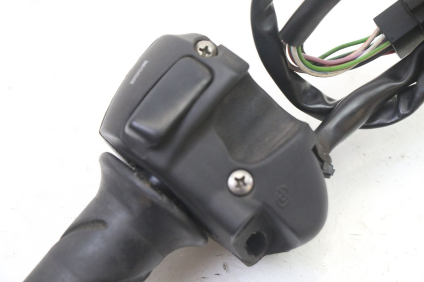 photo de COMMUTATORE DESTRO PEUGEOT SATELIS 125 (2013 - 2018)