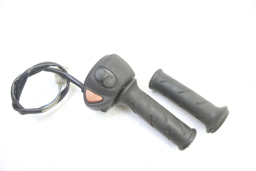 photo de COMMUTATORE DESTRO PEUGEOT SATELIS 250 (2006 - 2012)