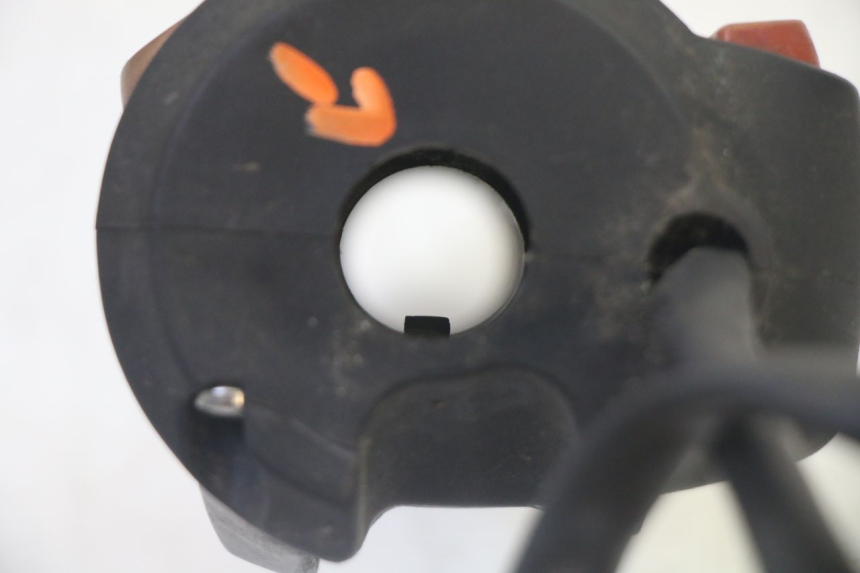 photo de COMMUTATORE DESTRO PEUGEOT SATELIS 125 (2013 - 2018)