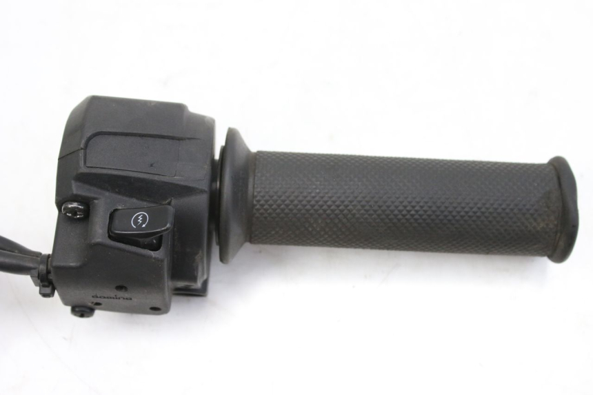 photo de COMMUTATORE DESTRO APRILIA SR R 2T LC 50 (2018 - 2021)