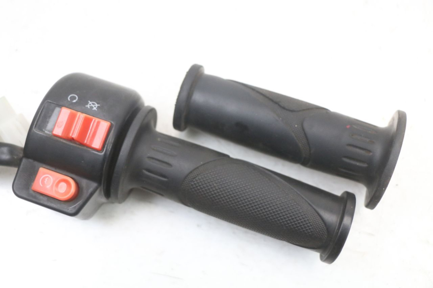 photo de  VASTRO STREET X 4T 50 (2016 - 2021)