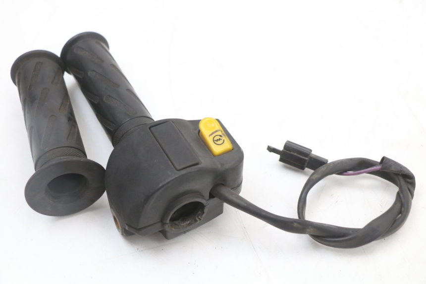 photo de COMMUTATORE DESTRO PEUGEOT STREETZONE 2T 50 (2014 - 2019)