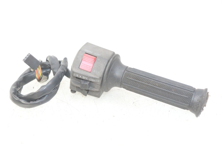 photo de MANUBRIO DESTRO SUZUKI GSX-F GSX  F 1100 (1988 - 1994)