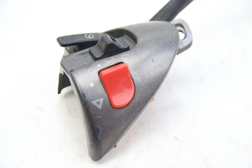 photo de MANUBRIO DESTRO TNT MOTOR OTTO 2T 50 (2012 - 2018)