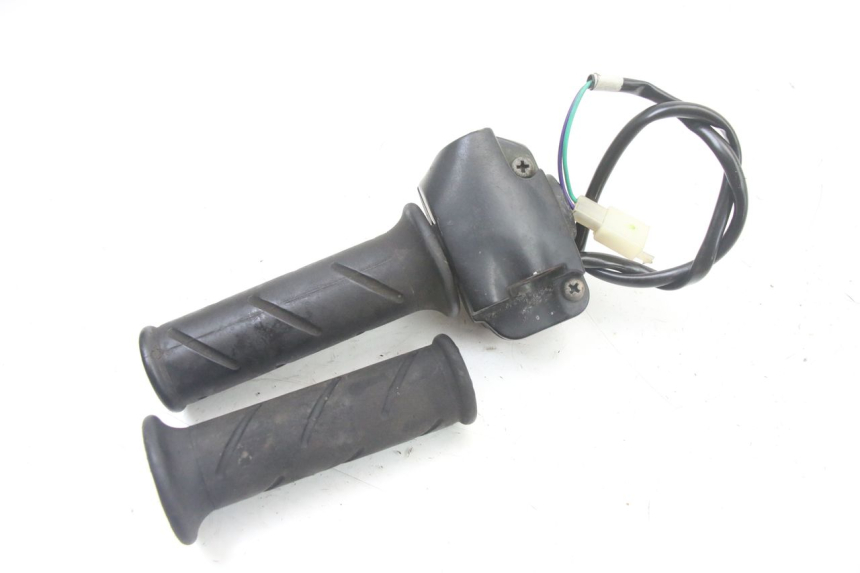 photo de COMMUTATORE DESTRO PEUGEOT TREKKER TKR 50 (2005 - 2014)