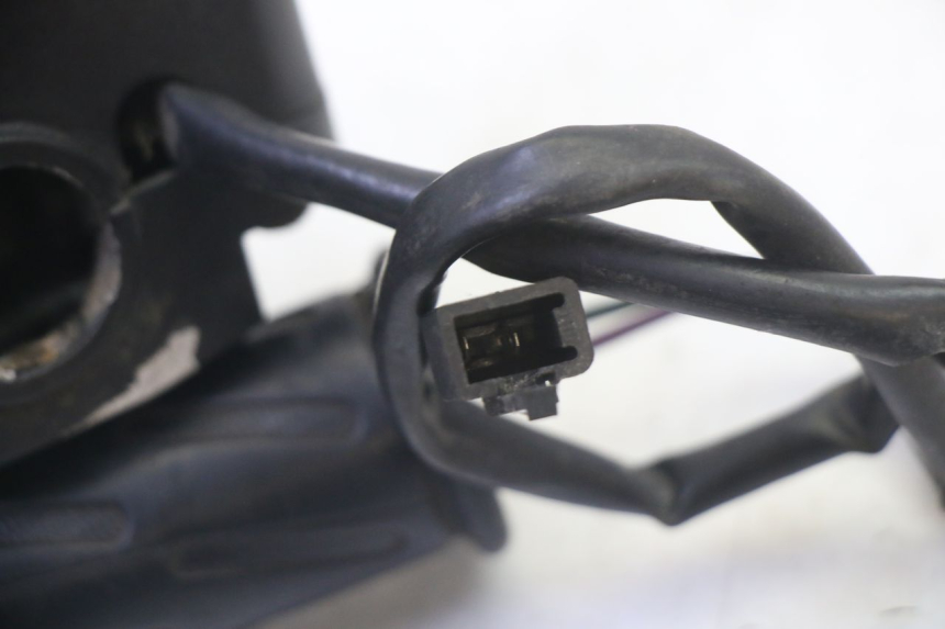 photo de MANUBRIO DESTRO PEUGEOT VIVACITY NEW 2T 50 (2008 - 2017)