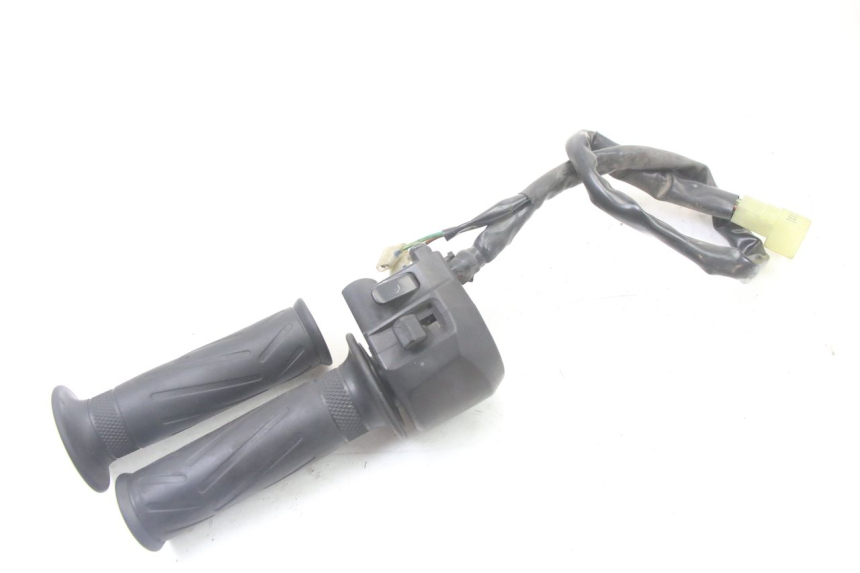photo de MANUBRIO DESTRO YAMAHA X-MAX XMAX 125 (2010 - 2014)