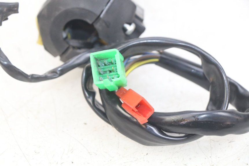 photo de MANUBRIO DESTRO KYMCO X-TOWN XTOWN 125 (2016 - 2021)