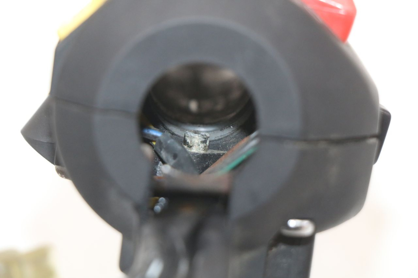 photo de COMMUTATORE DESTRO KYMCO XCITING 250 (2006 - 2009)