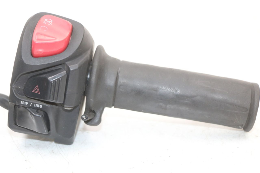 photo de MANUBRIO DESTRO YAMAHA XMAX X-MAX ABS 125 (2017 - 2020)