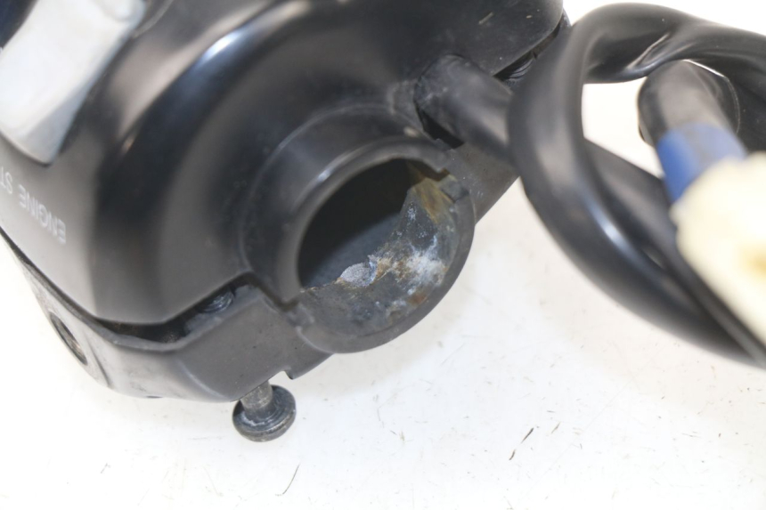 photo de MANUBRIO DESTRO YAMAHA BW'S BWS 125 (2010 - 2013)