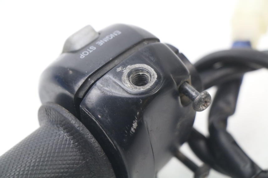 photo de MANUBRIO DESTRO YAMAHA BW'S BWS 125 (2010 - 2013)