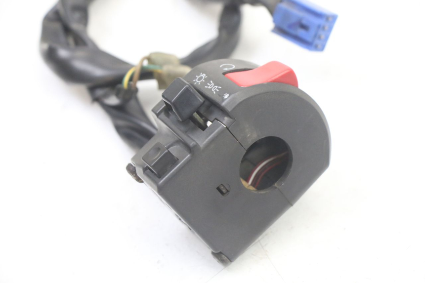 photo de MANUBRIO DESTRO YAMAHA FZS FAZER 600 (2001 - 2003)