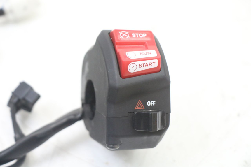 photo de COMMUTATORE DESTRO YAMAHA TRACER 7 700 (2020 - 2024)