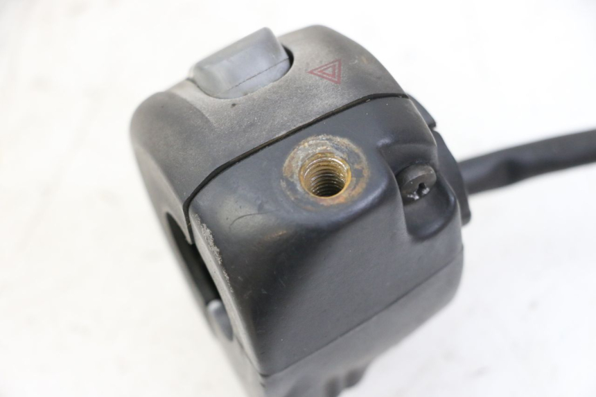 photo de MANUBRIO DESTRO YAMAHA YP MAJESTY 125 (2007 - 2010)
