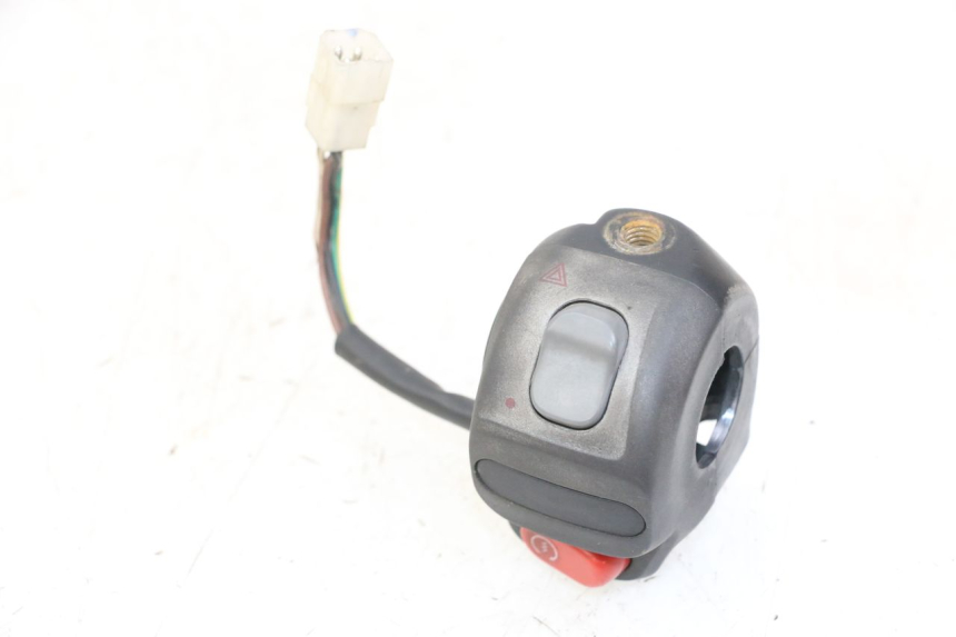 photo de MANUBRIO DESTRO YAMAHA YP MAJESTY 125 (2007 - 2010)