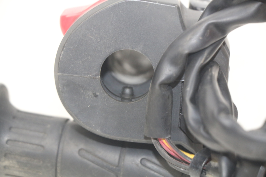 photo de MANUBRIO DESTRO KAWASAKI Z S 750 (2003 - 2006)