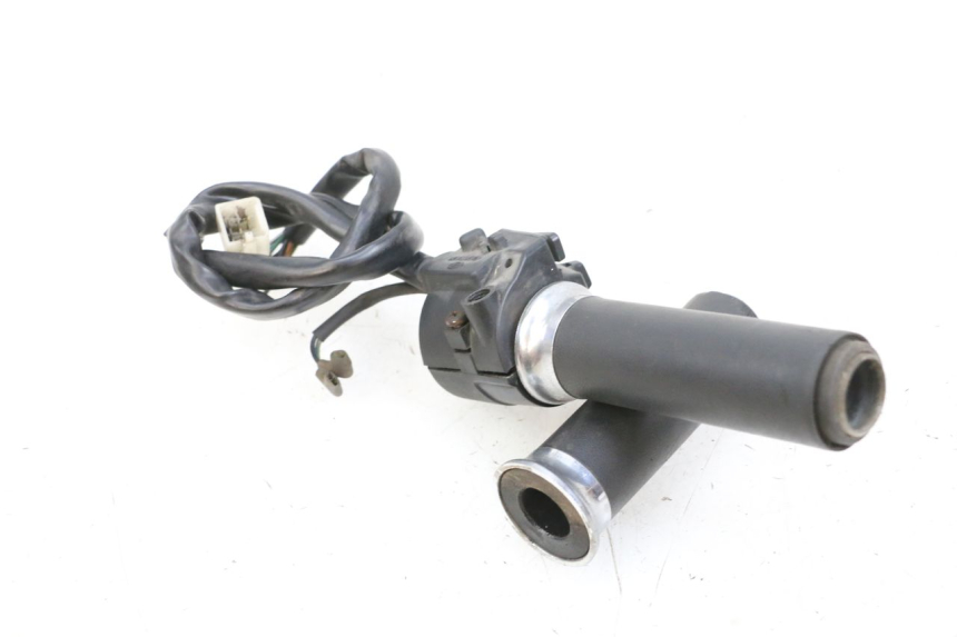 photo de COMMUTATORE DESTRO KYMCO ZING 125 (1997 - 2003) - Altra angolazione