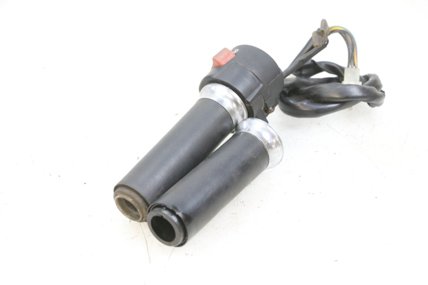 photo de COMMUTATORE DESTRO KYMCO ZING 125 (1997 - 2003) - Ricambio usato controllato