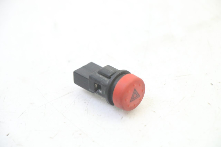 photo de COMANDO LUCI DI EMERGENZA PIAGGIO MP3 RL 250 (2007 - 2010)