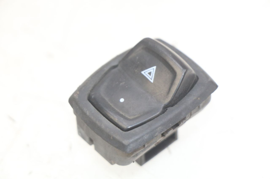 photo de COMANDO LUCI DI EMERGENZA PEUGEOT DJANGO 4T 50 (2014 - 2019)