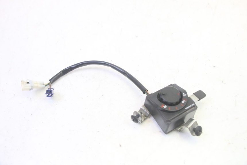 photo de COMMUTATORE YAMAHA FJR ABS 1300 (2006 - 2012) - Zoom sullo stato d'uso