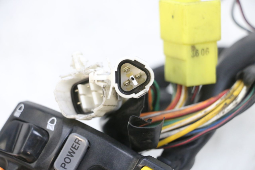 photo de COMMUTATORE SINISTRO SUZUKI BURGMAN 650 (2013 - 2020)