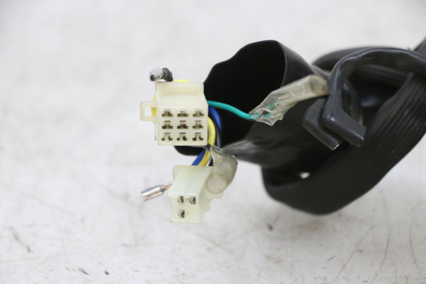 photo de COMMUTATORE SINISTRO KSR CODE 125 (2018 - 2020) - Stato della superficie e materiale