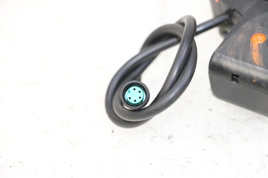 photo de COMMUTATORE SINISTRO URBANGLIDE E-CROSS PRO 1