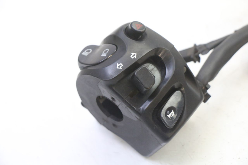 photo de COMMUTATORE SINISTRO YAMAHA FZ6 FAZER S2 600 (2007 - 2011)