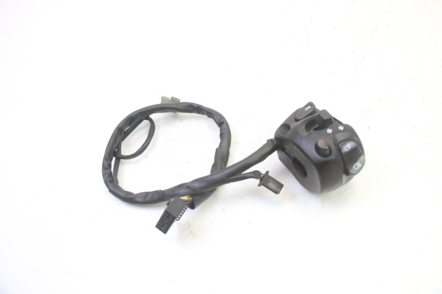 photo de COMMUTATORE SINISTRO YAMAHA FZ6 FAZER S2 600 (2007 - 2011)