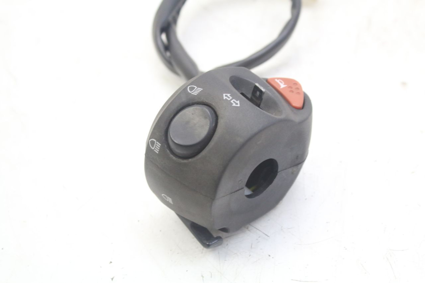 photo de COMMUTATORE SINISTRO PEUGEOT GEOPOLIS RS 125 (2007 - 2009)