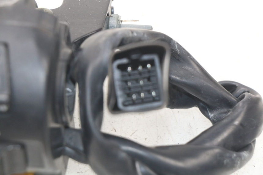 photo de COMANDO SINISTRO PEUGEOT KISBEE 4T 50 (2010 - 2017)