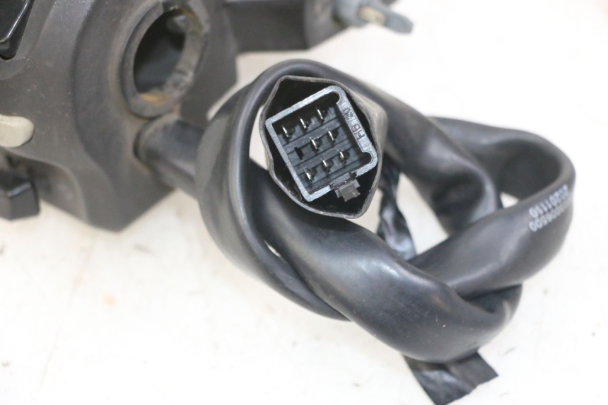 photo de COMANDO SINISTRO PEUGEOT KISBEE 4T 50 (2018 - 2022)