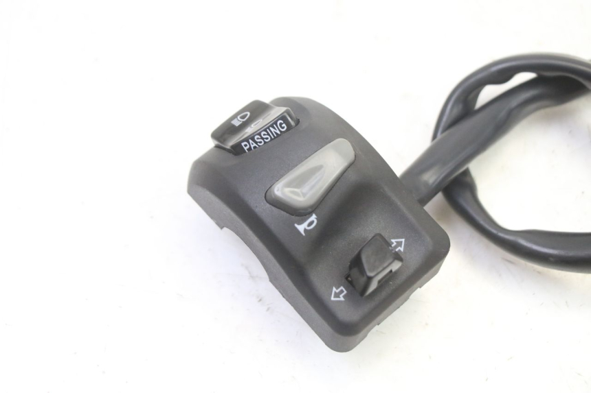 photo de COMANDO SINISTRO PEUGEOT KISBEE 4T 50 (2018 - 2022)