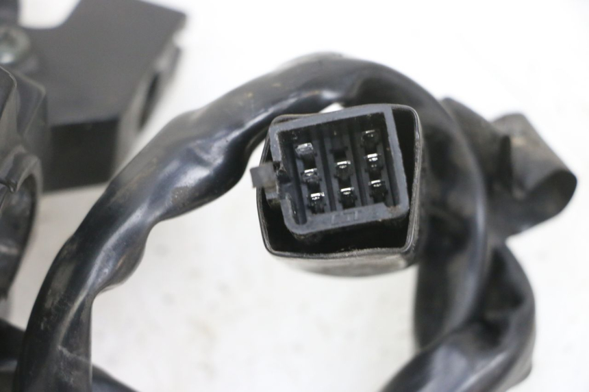 photo de COMANDO SINISTRO PEUGEOT KISBEE 4T 50 (2018 - 2022) - Vista d'insieme del prodotto