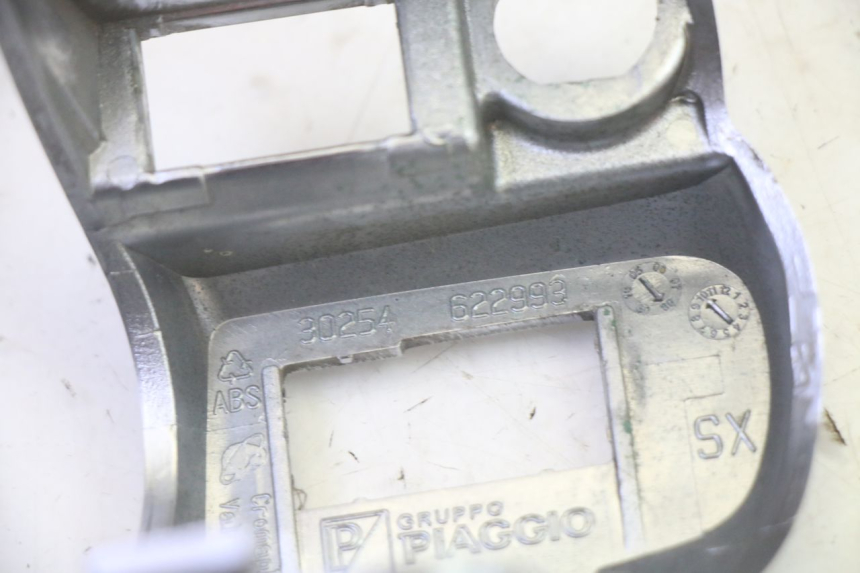 photo de COMANDO SINISTRO PIAGGIO MP3 LT 400 (2007 - 2012) - Vista d'insieme del prodotto