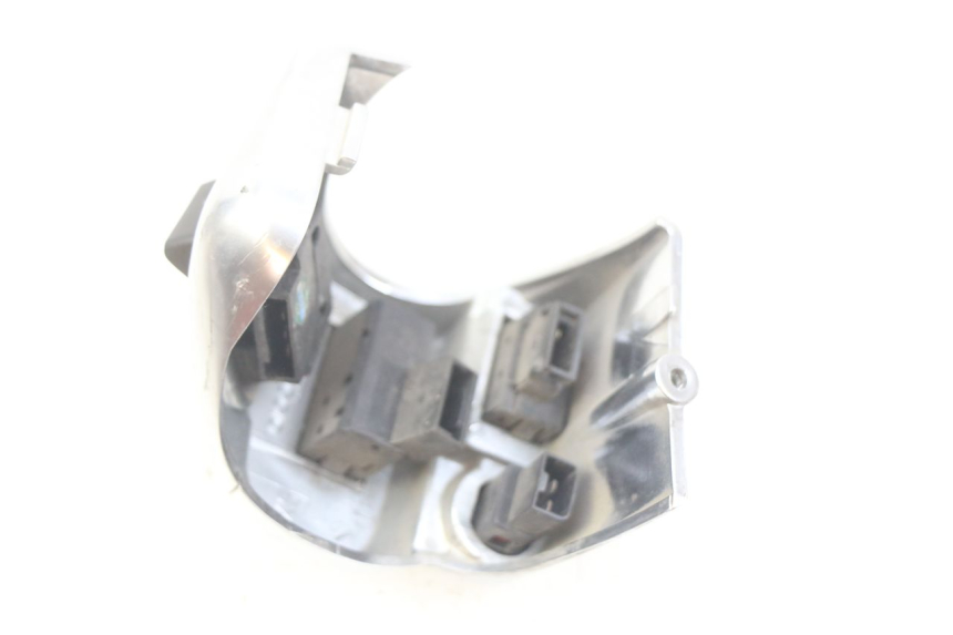 photo de MANUBRIO SINISTRO PIAGGIO MP3 125 (2006 - 2014)