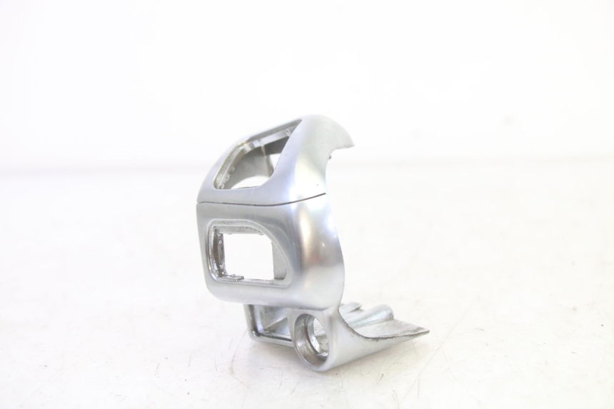 photo de MANUBRIO SINISTRO PIAGGIO MP3 125 (2006 - 2014)