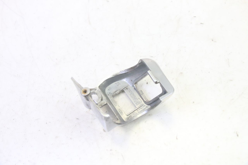 photo de COMMUTATORE SINISTRO PIAGGIO MP3 RL 250 (2007 - 2010) - Primo piano tecnico